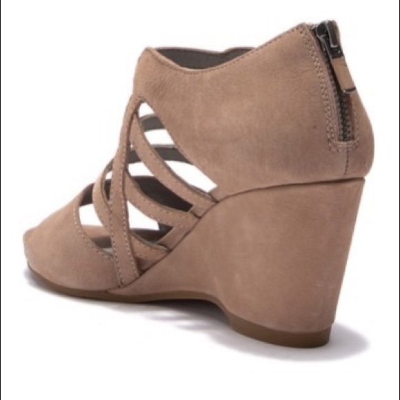 eileen fisher dewey wedge sandal